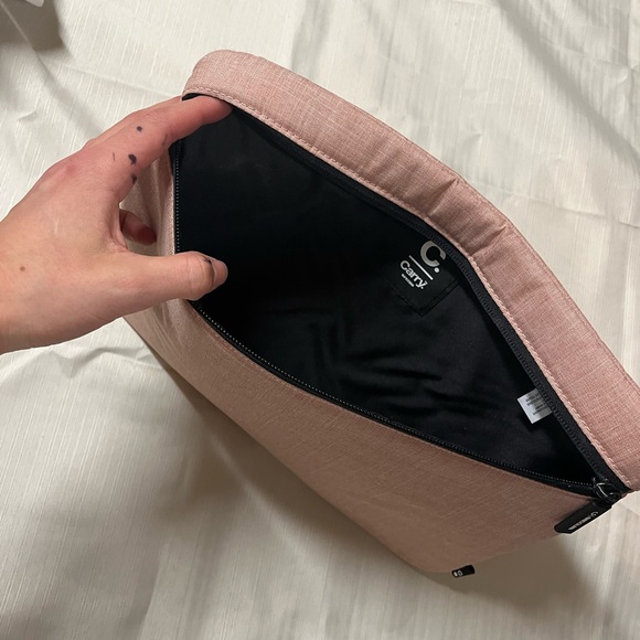 Pink Laptop Sleeve - Picture 3 of 3